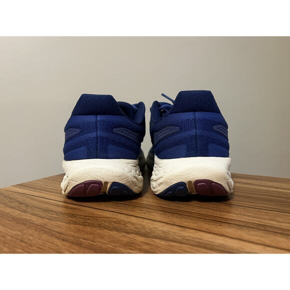 New Balance 1080v13 Women's Fresh Foam x Running Size 11 Marine Blue/Sea Salt - Picture 3 of 9